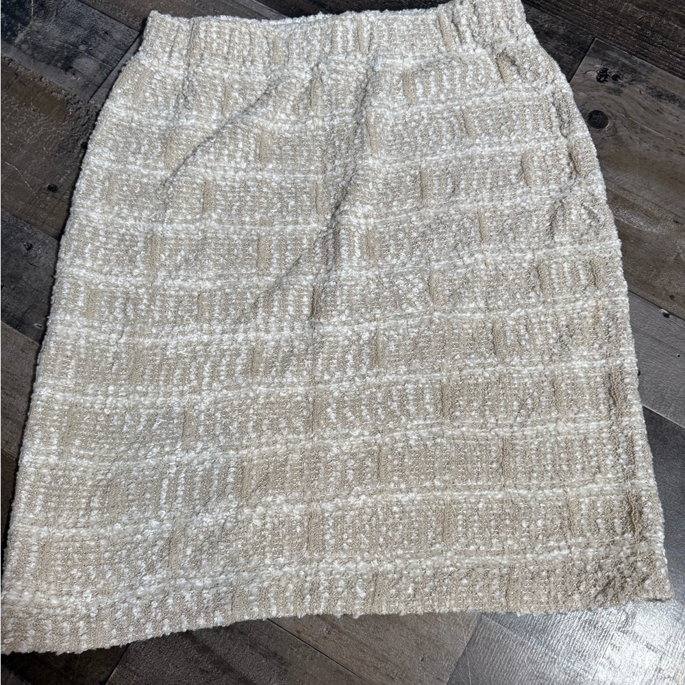 St. John Collection Tweed Knit Skirt Size 10 Made in USA‎